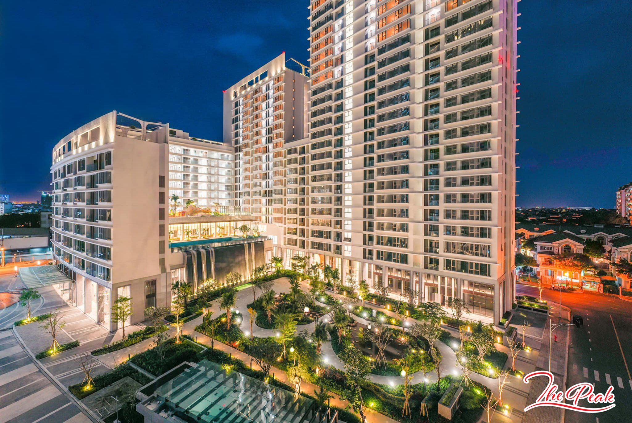 Midtown The Peak M8B về đêm